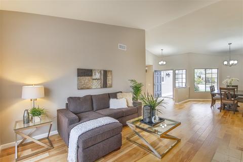 2301 Dana Ct, Carlsbad, CA 92008 photo 4