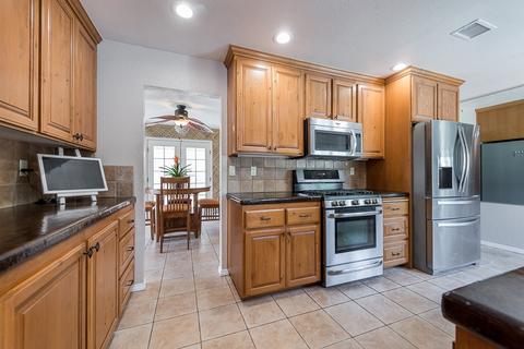 8663 Gardena Rd, Lakeside, CA 92040 photo 5
