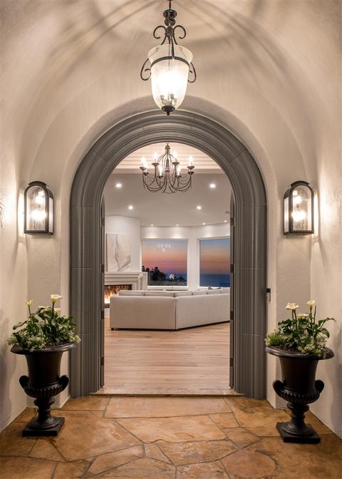 934 Muirlands Dr, La Jolla, CA 92037 photo 2