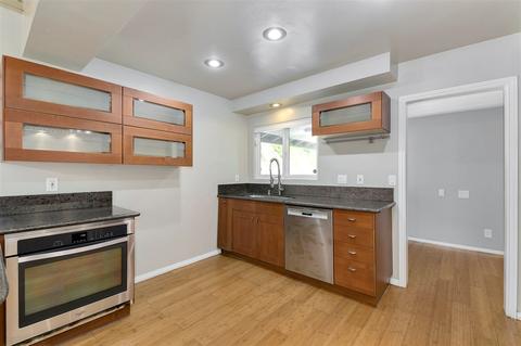 11059 Dutton Dr, La Mesa, CA 91941 photo 2