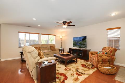 5125 Teal Way, Oceanside, CA 92057 photo 8