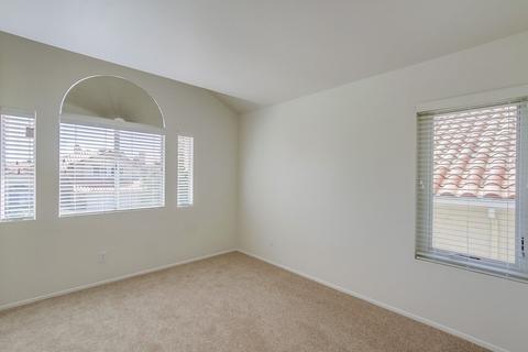 1627 Olympus Loop Dr, Vista, CA 92081 photo 18