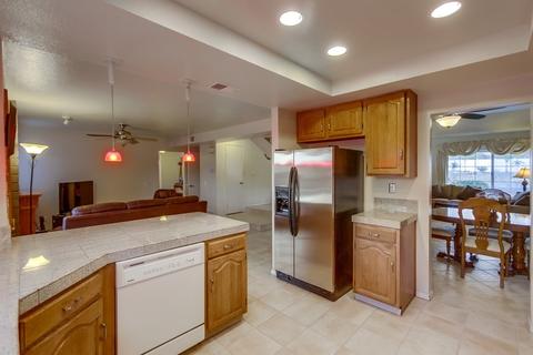 2055 Monaco Ct, El Cajon, CA 92019 photo 12