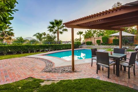 2055 Monaco Ct, El Cajon, CA 92019 photo 2