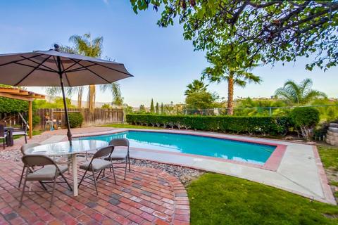 2055 Monaco Ct, El Cajon, CA 92019 photo 4