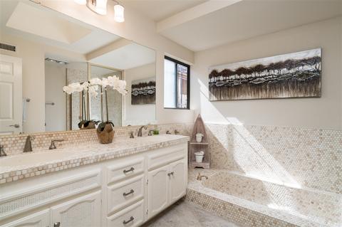 1131 Brewley Ln, Vista, CA 92081 photo 16
