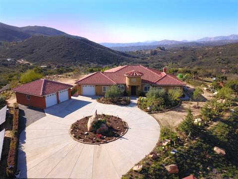 4510 Hilary Dr, Jamul, CA 91935 photo 2
