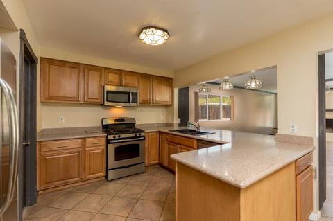 10401 Avanti Ave, Santee, CA 92071 photo 5