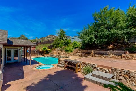 10401 Avanti Ave, Santee, CA 92071 photo 2