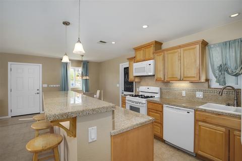4071 Thomas St, Oceanside, CA 92056 photo 9