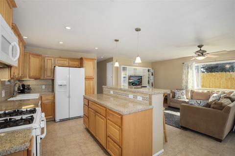 4071 Thomas St, Oceanside, CA 92056 photo 8