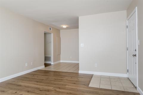 1386 E Madison Ave #16, El Cajon, CA 92021 photo 2