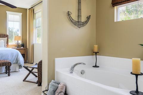 6961 Brass Pl, Carlsbad, CA 92009 photo 10