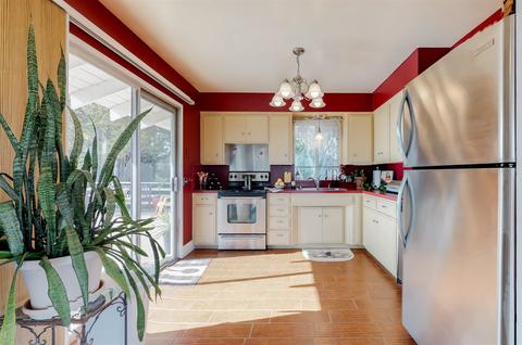 405 Sheridan Ave, Escondido, CA 92026 photo 2