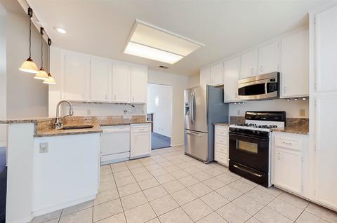 1310 Wicker Pl, Escondido, CA 92027 photo 7