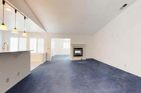 1310 Wicker Pl, Escondido, CA 92027 photo 5
