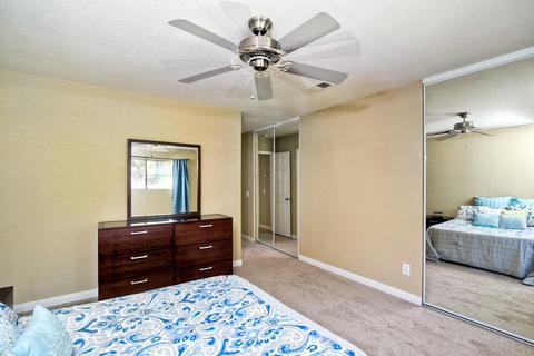 3960 Sherbourne Dr, Oceanside, CA 92056 photo 20