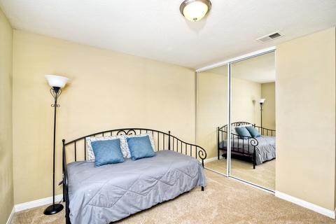 3960 Sherbourne Dr, Oceanside, CA 92056 photo 12
