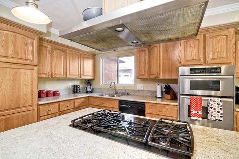 3960 Sherbourne Dr, Oceanside, CA 92056 photo 6