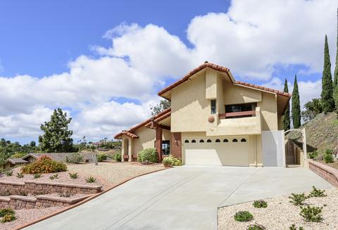 17852 Saint Andrews Dr, Poway, CA 92064 photo 2
