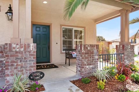 1365 Thunder Spring Dr, Chula Vista, CA 91915 photo 2