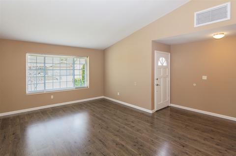 10247 Carreta Dr, Santee, CA 92071 photo 7