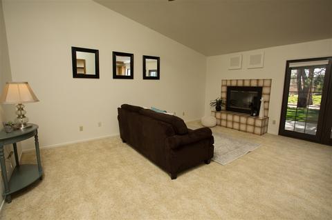 24015 Del Amo Pl, Ramona, CA 92065 photo 4