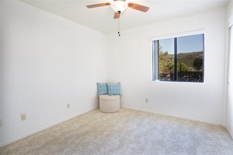 24015 Del Amo Pl, Ramona, CA 92065 photo 9