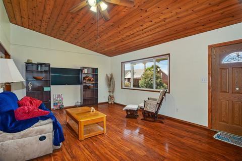 9247 Prospect Ave, Santee, CA 92071 photo 3