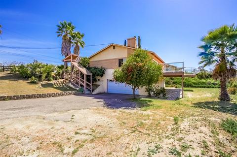 8752 Sky Rim Dr, Lakeside, CA 92040 photo 3
