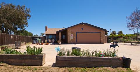 209 Julian St, Ramona, CA 92065 photo 3