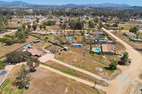 209 Julian St, Ramona, CA 92065 photo 25