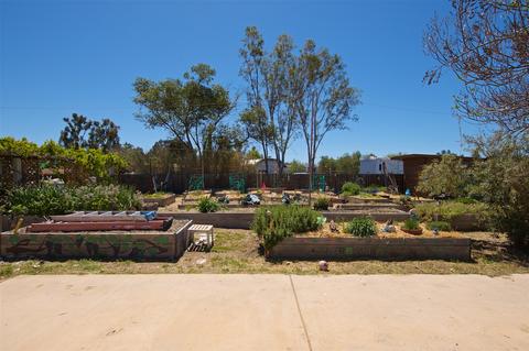 209 Julian St, Ramona, CA 92065 photo 4