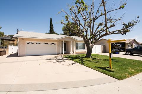 10437 Avanti Ave, Santee, CA 92071 photo 1
