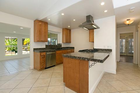 5267 Leon St, Oceanside, CA 92057 photo 4