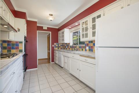 2691 Palomino Cir, La Jolla, CA 92037 photo 8