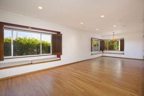 2691 Palomino Cir, La Jolla, CA 92037 photo 9