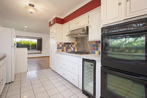 2691 Palomino Cir, La Jolla, CA 92037 photo 7