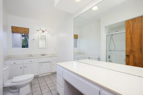 2691 Palomino Cir, La Jolla, CA 92037 photo 14
