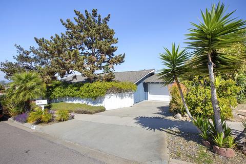 2691 Palomino Cir, La Jolla, CA 92037 photo 1