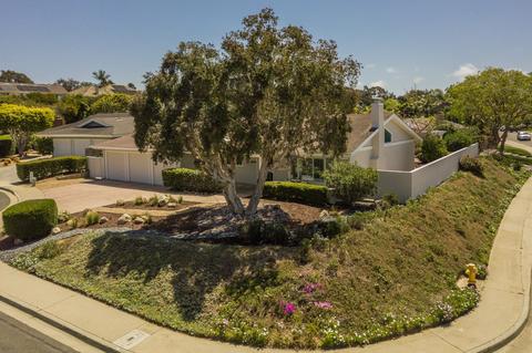 2835 Cliffridge Ct, La Jolla, CA 92037 photo 2