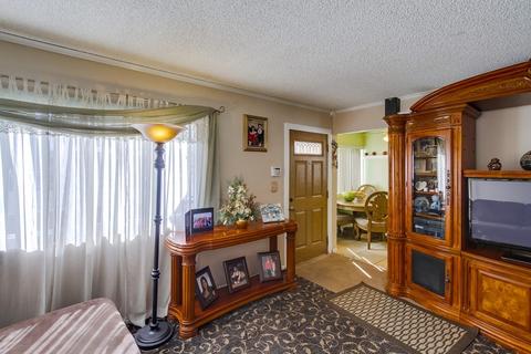 1712 E Grand Ave, Escondido, CA 92027 photo 9
