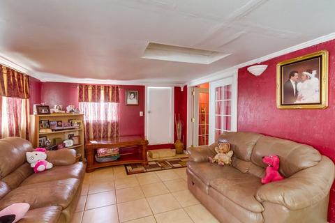 1712 E Grand Ave, Escondido, CA 92027 photo 18