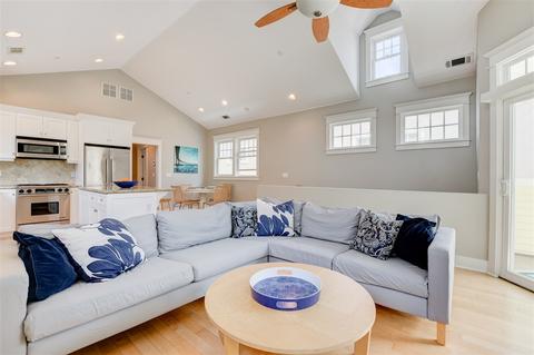 846 E Ave, Coronado, CA 92118 photo 12
