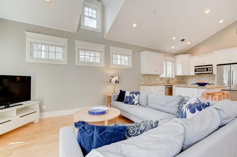 846 E Ave, Coronado, CA 92118 photo 11