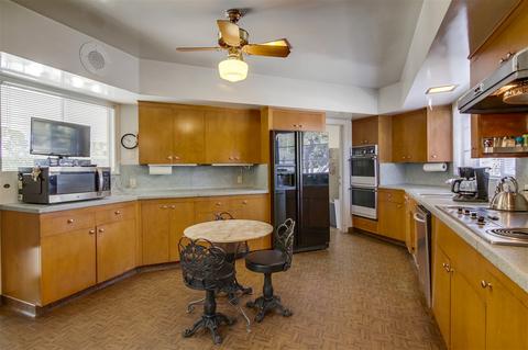 1751 Colgate Cir, La Jolla, CA 92037 photo 7