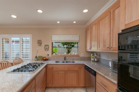 8475 Chi St, La Mesa, CA 91942 photo 5