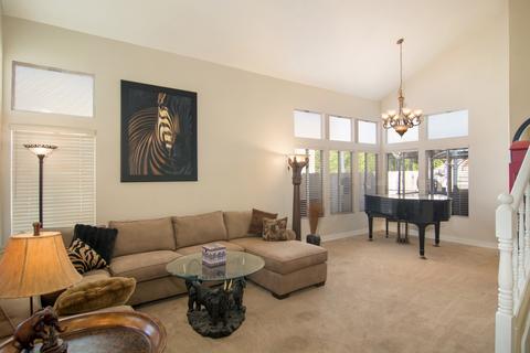 794 Mosaic Cir, Oceanside, CA 92057 photo 3