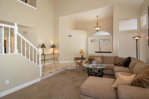794 Mosaic Cir, Oceanside, CA 92057 photo 4