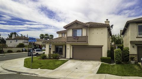 1332 Thunder Springs Dr, Chula Vista, CA 91915 photo 1